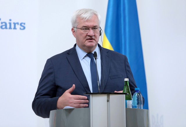 Ukraine k&ecirc;u gọi EU ngăn Nga sản xuất t&ecirc;n lửa đạn đạo bằng c&aacute;c biện ph&aacute;p trừng phạt mới - Ảnh 1.