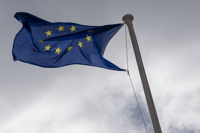 EU phát tín hiệu bất ngờ, sớm chuẩn bị gói viện trợ quân sự cho Ukraine năm 2027 - Ảnh 1.