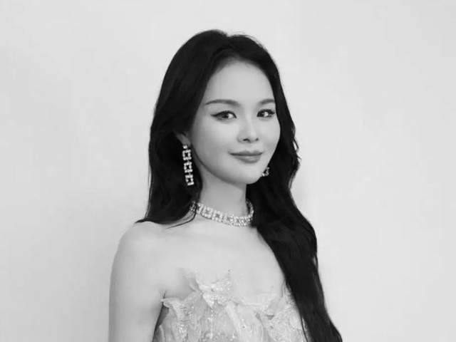 Nữ ca sĩ vừa qua đời vì ung thư ở tuổi 37 là ai? - Ảnh 2.