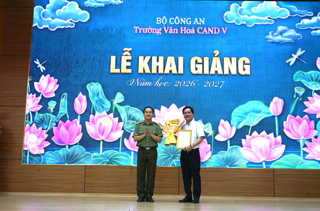 Ngôi trường đặc biệt ở TP. Hồ Chí Minh tiếp nhận “món quà đến đúng lúc” - Ảnh 6.
