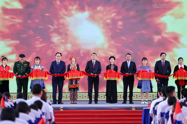 Thủ tướng: Năm học 2026 –2027 sẽ mở ra giai đoạn phát triển mới của giáo dục Việt Nam - Ảnh 5.
