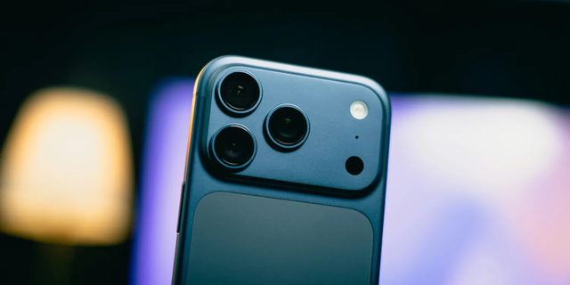 Thông tin mới nhất về giá iPhone 18 Pro Max - Ảnh 3.