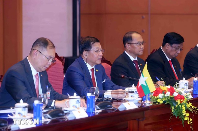 Tổng Bí thư, Chủ tịch nước Tô Lâm hội đàm với Tổng thống Myanmar Min Aung Hlaing - Ảnh 3.