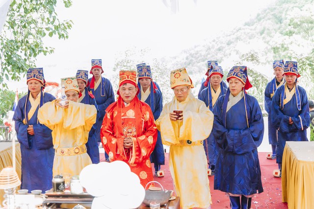 Về miền Kinh Bắc, nghe chuyện cội nguồn Đức Thần Nông- Ảnh 3.