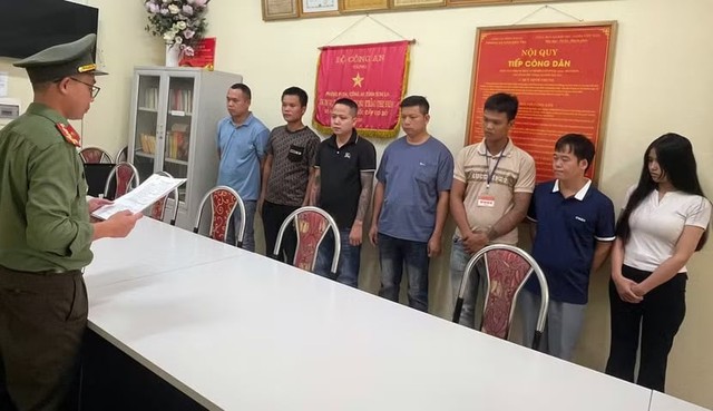 Khởi tố 7 đối tượng livestream bán cát đãi vàng, chiếm đoạt hơn 1 tỷ đồng - Ảnh 1.