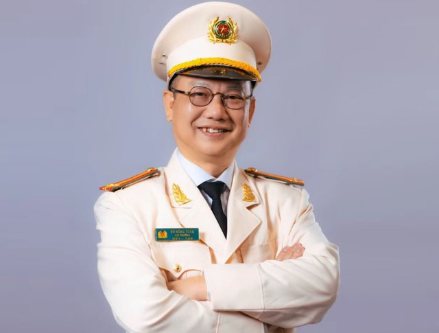 Nam diễn viên "Của để dành" ngoài đời là Trung tá công an, 58 tuổi đón niềm vui đặc biệt- Ảnh 1.
