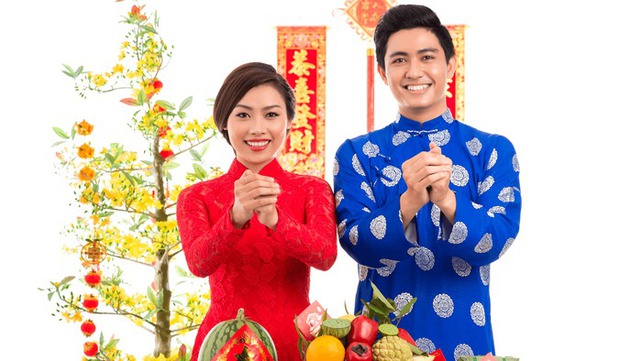 Lời chúc mừng bố mẹ - Tình yêu và sự tri ân trong từng câu chữ