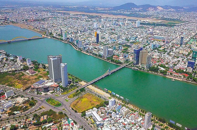 Thị trường bất động sản sôi động
