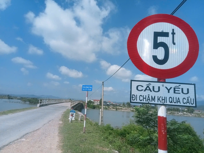 Đề nghị cấm xe 4 bánh lưu thông qua cầu Sông Thai- Ảnh 1.