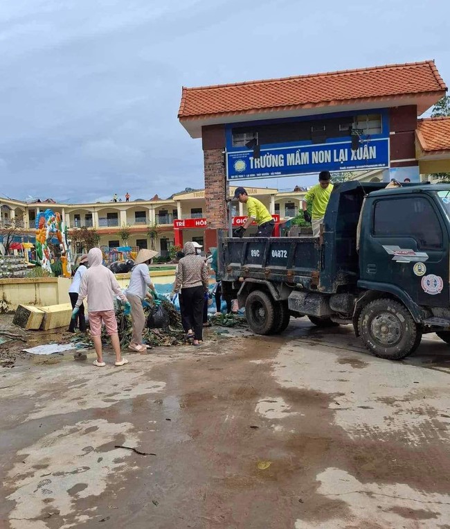 Sau ngày đầu huy động, Quảng Bình hỗ trợ gần 5 tỷ đồng cho người dân vùng bão lụt miền Bắc- Ảnh 4.