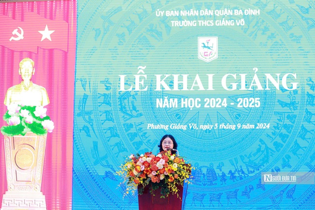 Bí Thư Thành uỷ Hà Nội đánh trống chào mừng năm học mới 2024-2025- Ảnh 7.