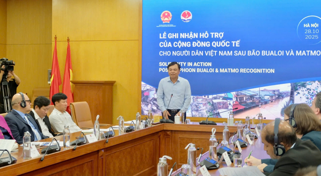 Gần 10 triệu USD hỗ trợ người dân Việt Nam sau bão Bualoi và Matmo- Ảnh 1. Gần 10 triệu USD hỗ trợ người dân Việt Nam sau bão Bualoi và Matmo- Ảnh 1.