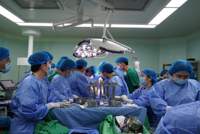 24 giờ sinh tử: Cuộc chiến giành từng giây trong ca ghép đa tạng lịch sử ở ĐBSCL- Ảnh 1.