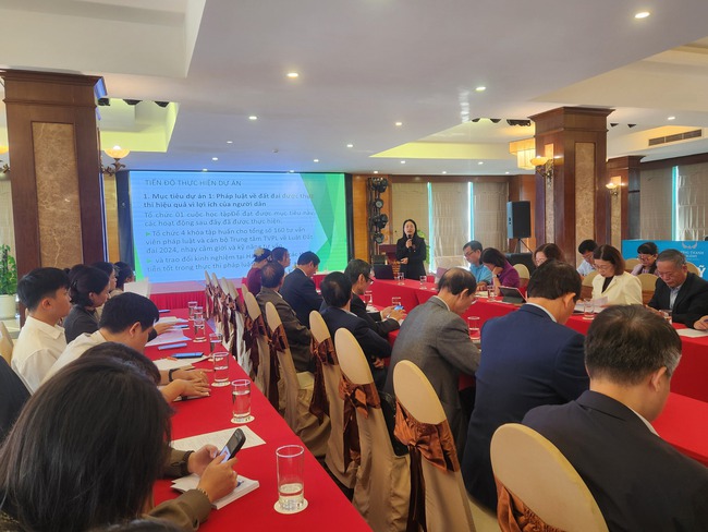 Tổng kết dự &aacute;n hỗ trợ người d&acirc;n tiếp cận ph&aacute;p luật đất đai v&agrave; gi&uacute;p phạm nh&acirc;n t&aacute;i h&ograve;a nhập cộng đồng- Ảnh 3.