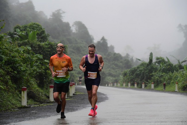 Khám phá vẻ đẹp thiên nhiên kỳ bí ở "Vương quốc hang động" qua giải chạy marathon- Ảnh 5.