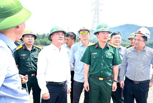 Cao tốc Hòa Liên - Túy Loan tăng tốc về đích, quyết tâm thông tuyến trước 19/8- Ảnh 2. Cao tốc Hòa Liên - Túy Loan tăng tốc về đích, quyết tâm thông tuyến trước 19/8- Ảnh 2.
