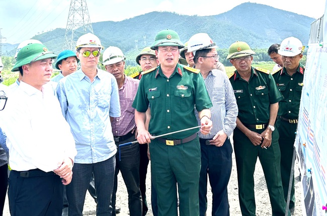 Cao tốc Hòa Liên - Túy Loan tăng tốc về đích, quyết tâm thông tuyến trước 19/8- Ảnh 4. Cao tốc Hòa Liên - Túy Loan tăng tốc về đích, quyết tâm thông tuyến trước 19/8- Ảnh 4.