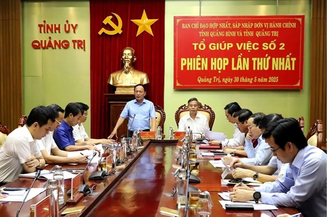 Quảng Bình và Quảng Trị thống nhất nguyên tắc phân công lãnh đạo sau sáp nhập- Ảnh 1. Quảng Bình và Quảng Trị thống nhất nguyên tắc phân công lãnh đạo sau sáp nhập- Ảnh 1.