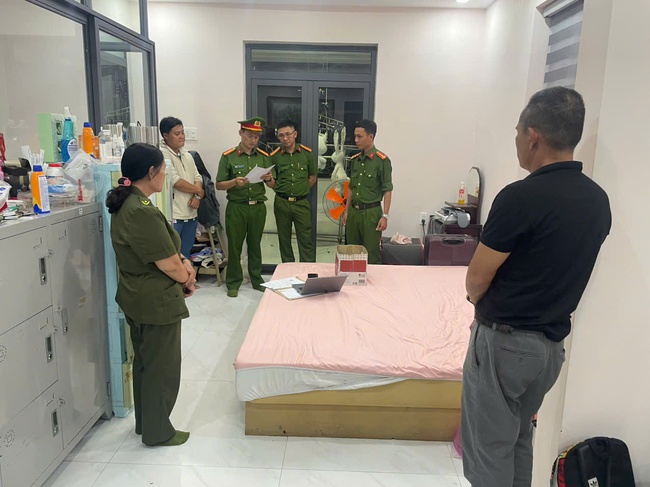 Bắt giám đốc công ty bất động sản móc nối "chuyển đất công thành đất tư" tại Lâm Đồng- Ảnh 2. Bắt giám đốc công ty bất động sản móc nối "chuyển đất công thành đất tư" tại Lâm Đồng- Ảnh 2.