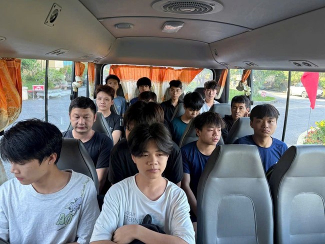 Đấu tranh với hoạt động xuất nhập cảnh trái phép với nhiều thủ đoạn tinh vi- Ảnh 2. Đấu tranh với hoạt động xuất nhập cảnh trái phép với nhiều thủ đoạn tinh vi- Ảnh 2.