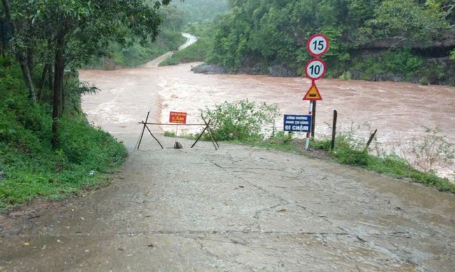 Những thiệt hại ban đầu do bão số 5 gây ra ở Quảng Trị- Ảnh 3. Những thiệt hại ban đầu do bão số 5 gây ra ở Quảng Trị- Ảnh 3.