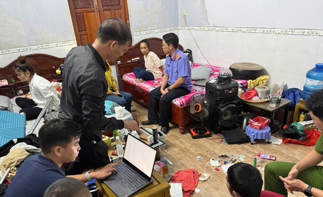 Bắt quả tang 3 đối tượng tàng trữ, sử dụng ma túy tại Lâm Đồng- Ảnh 1.