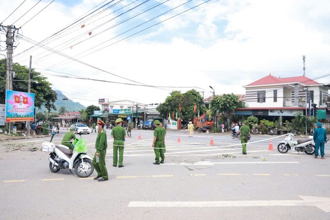 Thông tin tài xế gây ra vụ tai nạn nghiêm trọng khiến 12 người thương vong- Ảnh 5.