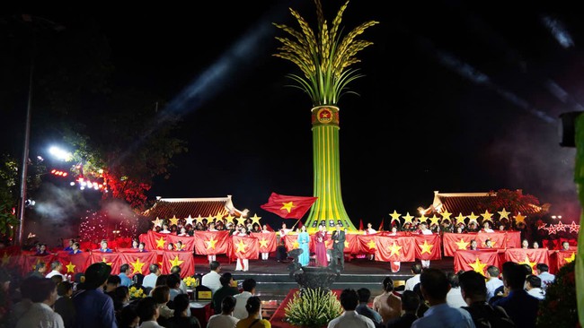 Khánh thành Khu tưởng niệm thanh niên xung phong hy sinh tại Bến phà Long Đại- Ảnh 5.