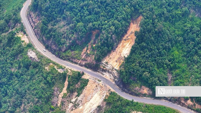 Ngổn ngang xử l&yacute; sạt lở tr&ecirc;n đ&egrave;o Kh&aacute;nh L&ecirc; nối Nha Trang - Đ&agrave; Lạt- Ảnh 2.