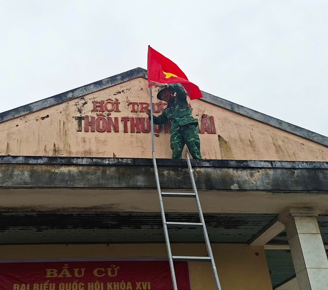 V&ugrave;ng bi&ecirc;n giới Quảng Trị rộn r&agrave;ng trước ng&agrave;y hội non s&ocirc;ng- Ảnh 13.