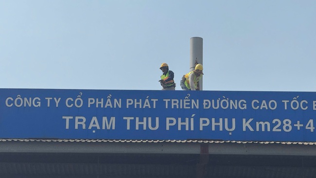 Th&aacute;o dỡ trạm thu ph&iacute; &ldquo;&aacute;n ngữ&rdquo; tr&ecirc;n QL51, trả lại mặt đường th&ocirc;ng tho&aacute;ng cho cửa ng&otilde; Đồng Nai- Ảnh 5.