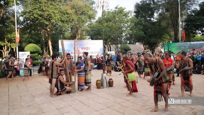 Đ&aacute;nh thức &ldquo;hồn cốt&rdquo; S&oacute;c Bom Bo: Khi di sản văn h&oacute;a S&rsquo;ti&ecirc;ng trở th&agrave;nh động lực ph&aacute;t triển du lịch bền vững- Ảnh 1.