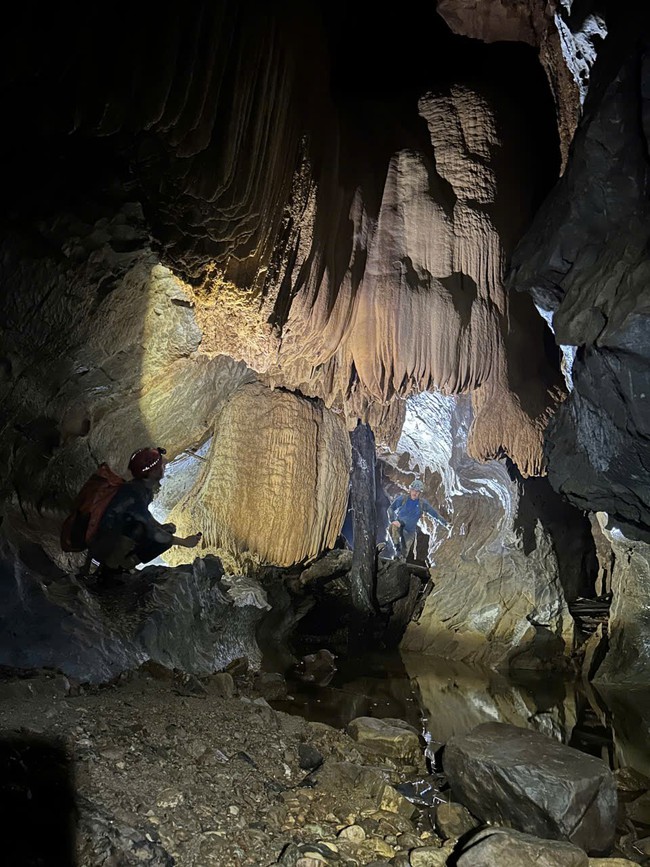 Sự kỳ vĩ của những hang động mới ph&aacute;t hiện tại Phong Nha - Kẻ B&agrave;ng- Ảnh 6.