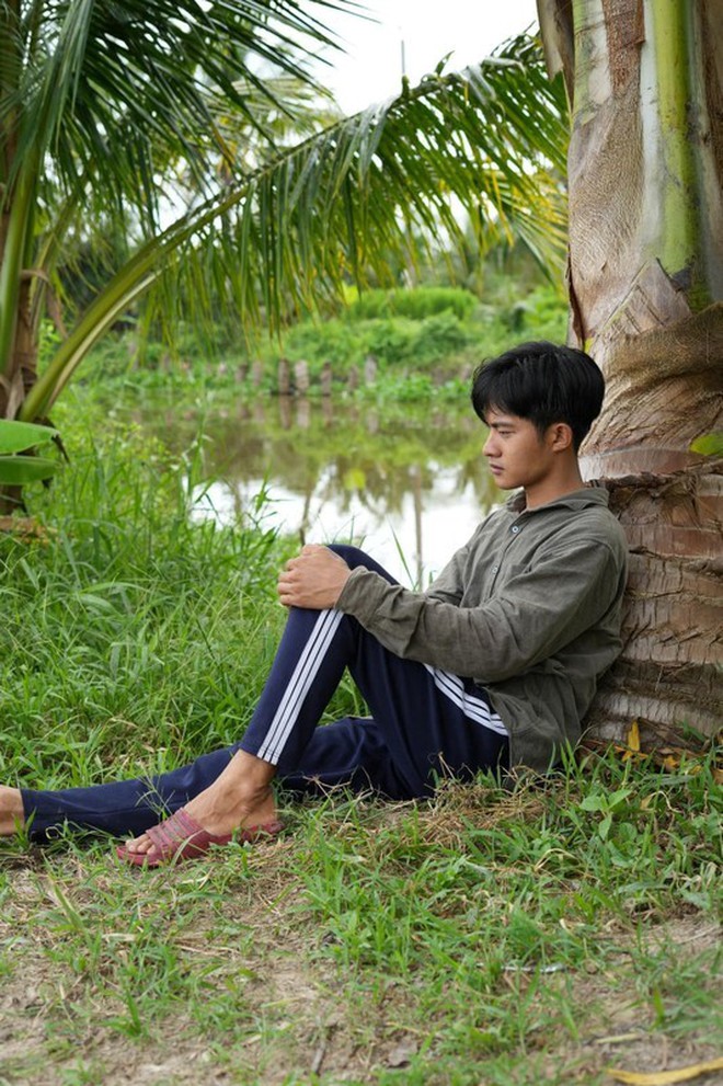 Lê Tuấn Khang: Từ chàng trai chăn vịt đến TikToker 5 triệu lượt theo dõi gây ấn tượng- Ảnh 7. Lê Tuấn Khang: Từ chàng trai chăn vịt đến TikToker 5 triệu lượt theo dõi gây ấn tượng- Ảnh 7.