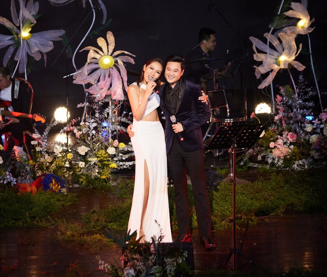 Ca sĩ Lê Uyên Nhi