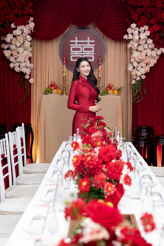 Dàn phù dâu "cực chất" trong lễ vu quy của nàng Hậu Chế Nguyễn Quỳnh Châu- Ảnh 4. Dàn phù dâu "cực chất" trong lễ vu quy của nàng Hậu Chế Nguyễn Quỳnh Châu- Ảnh 4.