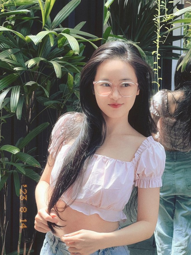 Cô nàng đỏng đảnh yêu ông chú trong "Tử chiến trên không" - Ảnh 14.