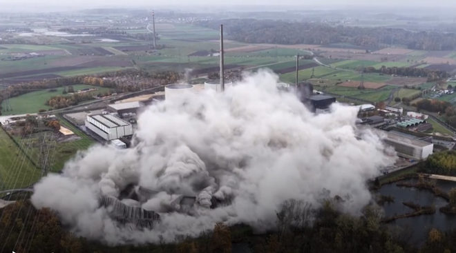 56.000 tấn bê tông sụp đổ tại nhà máy điện hạt nhân Đức - Ảnh 5.