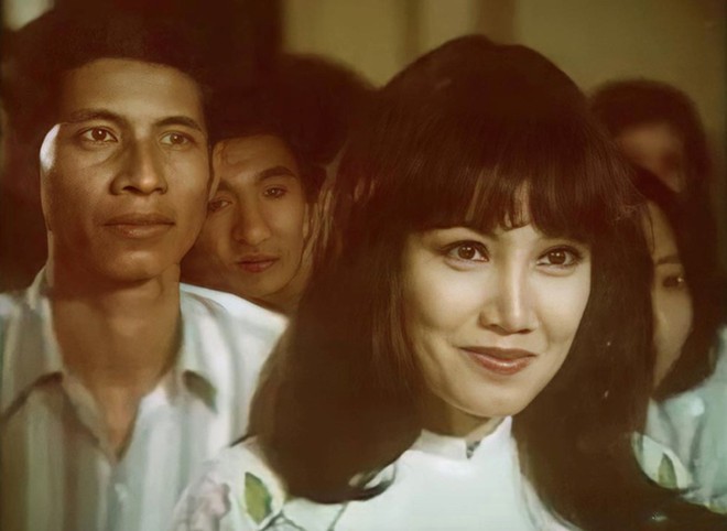 Nữ diễn viên tài sắc của "Ván bài lật ngửa": Cuộc đời nhiều thăng trầm, U80 an yên nơi xứ người - Ảnh 4.