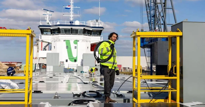 Đưa năng lượng mặt trời vươn ra biển khơi- Ảnh 3.