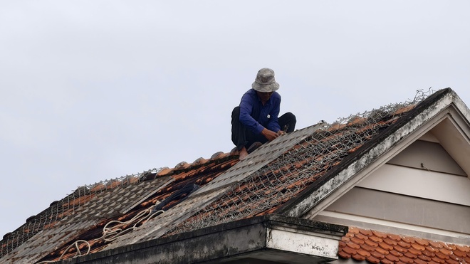 Người dân Quảng Ngãi tất bật ứng phó trước bão số 13- Ảnh 4. Người dân Quảng Ngãi tất bật ứng phó trước bão số 13- Ảnh 4.