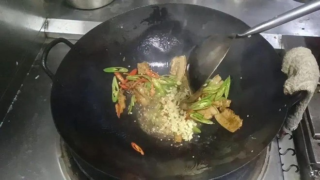 "Nhân sâm châu Á" - Loại rau rừng kỳ lạ, bổ dưỡng - Ảnh 7.