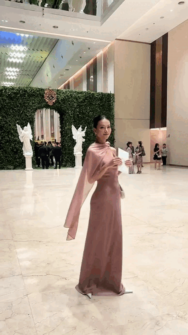 N&agrave;ng Hậu c&oacute; "style ăn cưới" đẹp nhất nh&igrave; Vbiz, sống đời nữ ho&agrave;ng trong penthouse triệu đ&ocirc; - Ảnh 2.