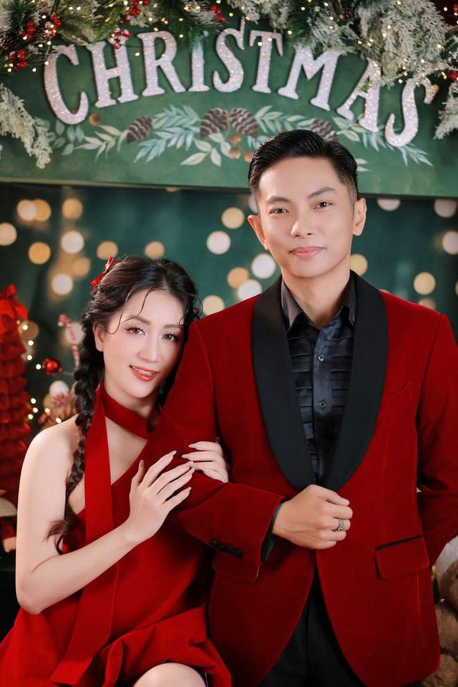 Con g&aacute;i &uacute;t nh&agrave; Kh&aacute;nh Thi - Phan Hiển, xinh y&ecirc;u như thi&ecirc;n thần đ&oacute;n Noel! - Ảnh 2.