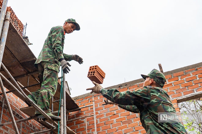 Ghi từ chiến dịch Quang Trung thần tốc (kỳ 2): Những "c&ocirc;ng trường" đặc biệt - Ảnh 2.