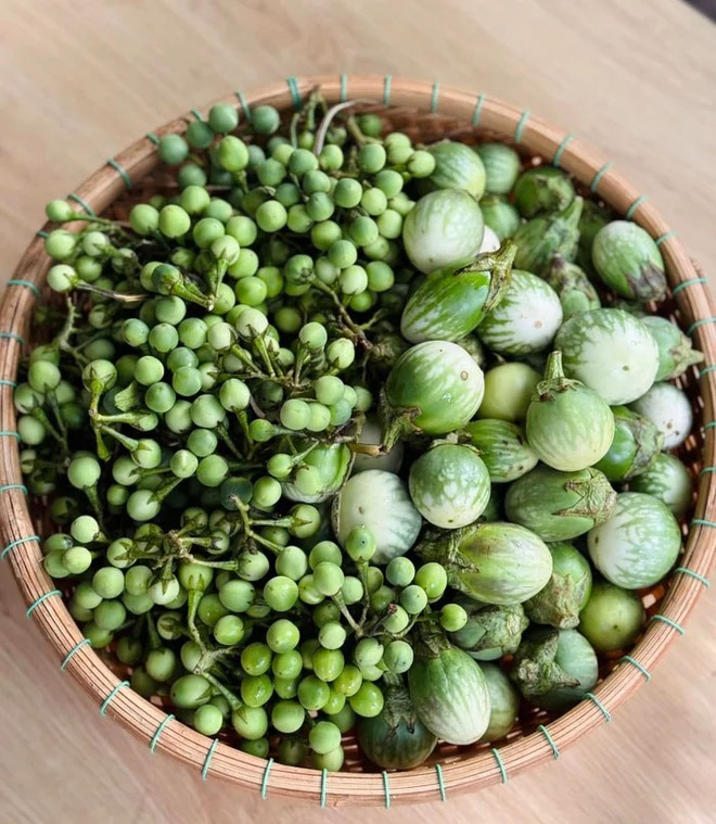 Loại quả mọc dại c&oacute; vị đắng đặc trưng nay th&agrave;nh đặc sản, đặc biệt ngon khi nấu c&ugrave;ng thịt ba chỉ - Ảnh 2.