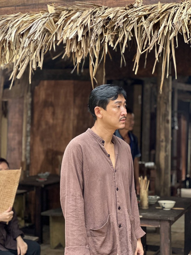 Nam diễn vi&ecirc;n Hứa Vĩ Văn h&oacute;a th&acirc;n chiến sĩ t&igrave;nh b&aacute;o của điện ảnh c&ocirc;ng an - Ảnh 3.