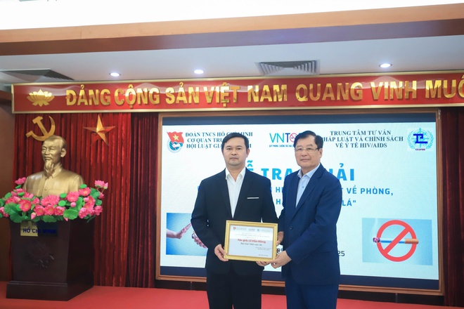 10 t&aacute;c phẩm được vinh danh ở Cuộc thi viết "T&igrave;m hiểu ph&aacute;p luật về ph&ograve;ng, chống t&aacute;c hại của thuốc l&aacute;" - Ảnh 1.
