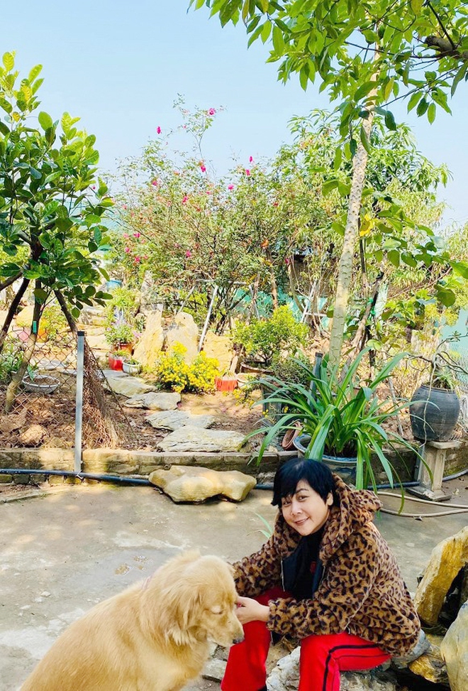 NSND Minh Hằng sau những thăng trầm cuộc đời, thích nghi khi độc hành với chính mình- Ảnh 8. NSND Minh Hằng sau những thăng trầm cuộc đời, thích nghi khi độc hành với chính mình- Ảnh 8.