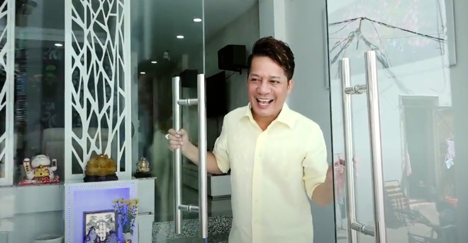 Hé lộ cơ ngơi 2 mặt tiền rộng 400m2 của ngôi sao quyền lực giới sân khấu- Ảnh 10. Hé lộ cơ ngơi 2 mặt tiền rộng 400m2 của ngôi sao quyền lực giới sân khấu- Ảnh 10.